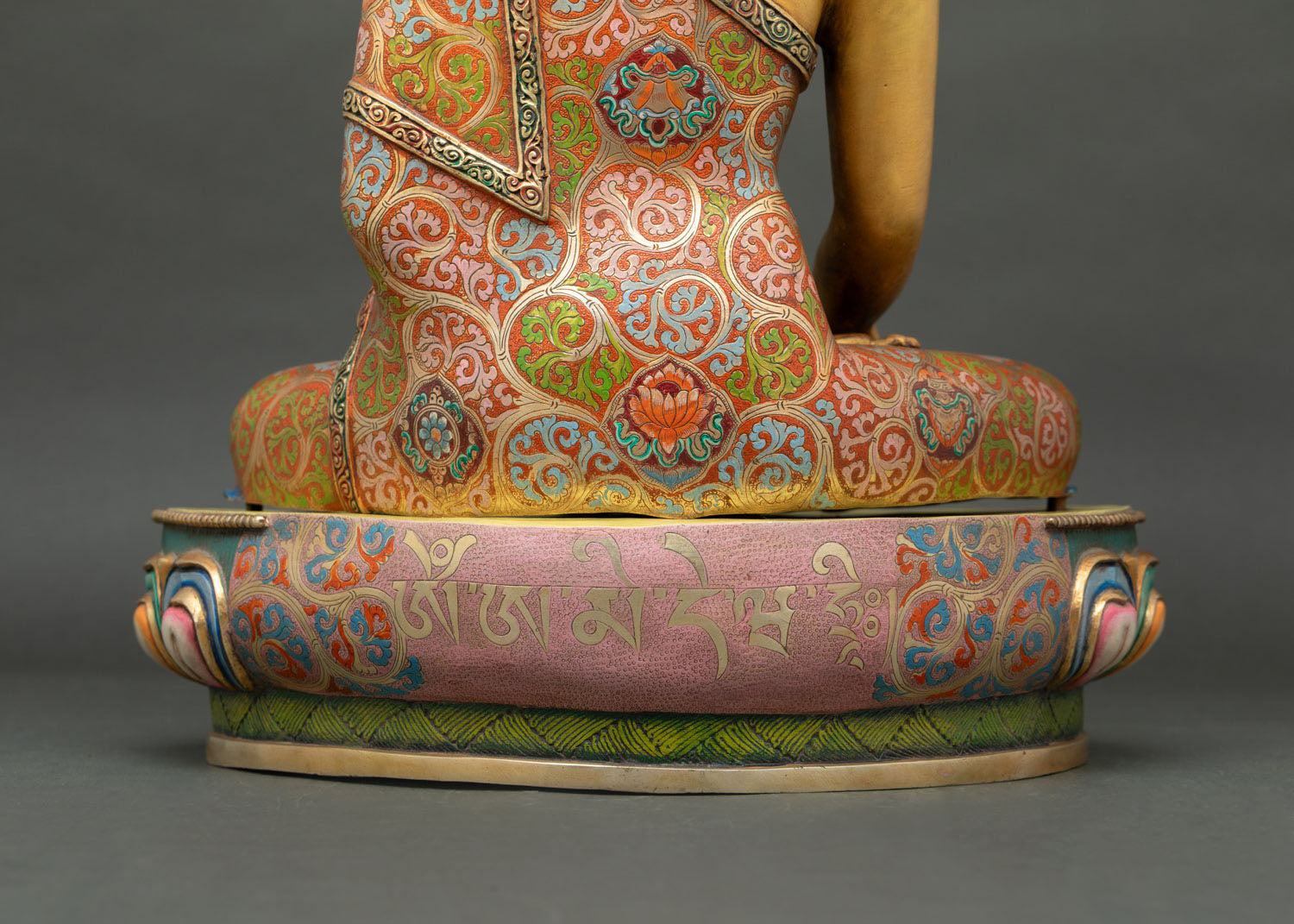 Vibrant Shakyamuni Buddha Statue – Peaceful Zen Home Décor
