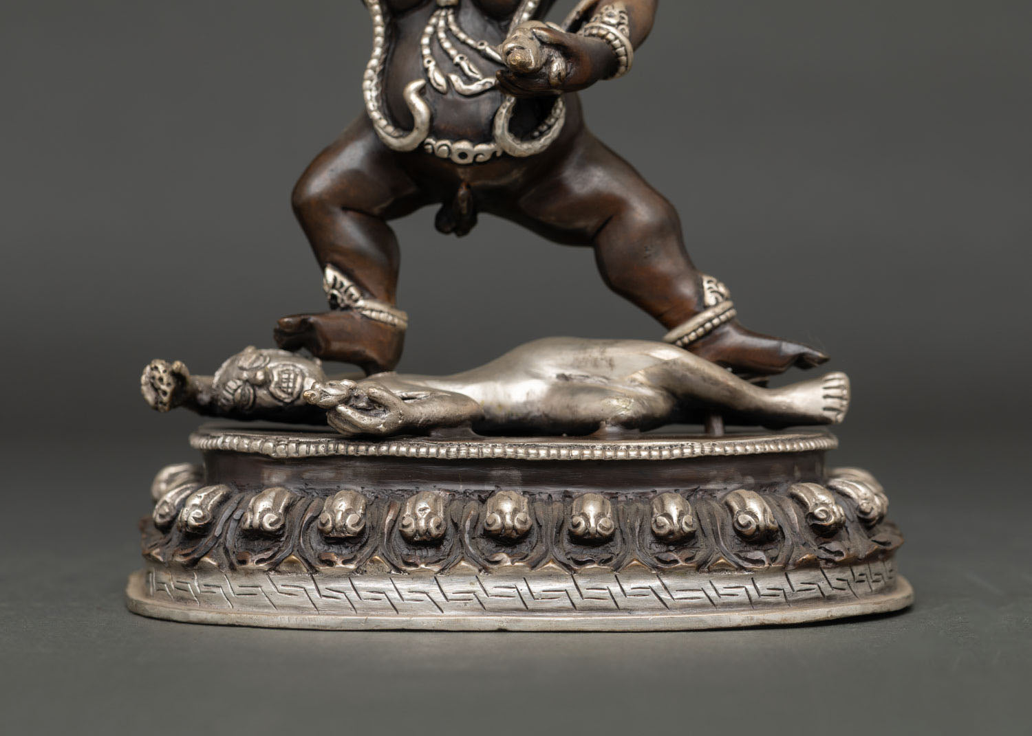 Black Dzambhala Statue