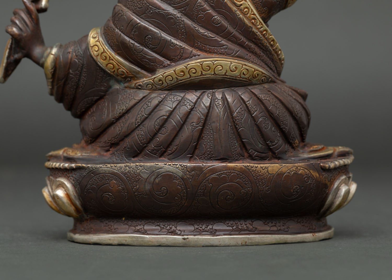 2nd Karmapa Statue