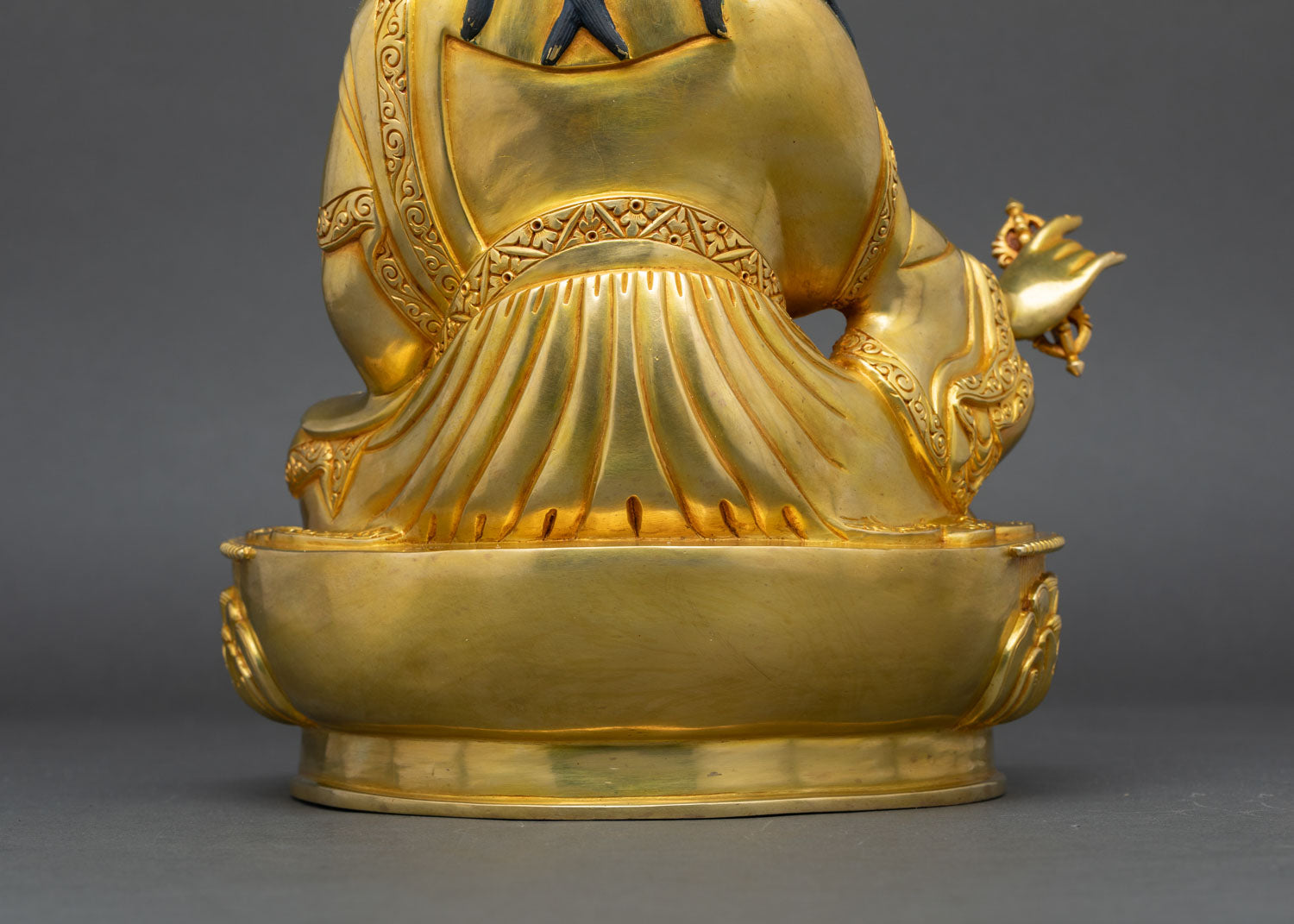 Guru Rinpoche Sculpture | Exquisite Buddhist Altar Statue