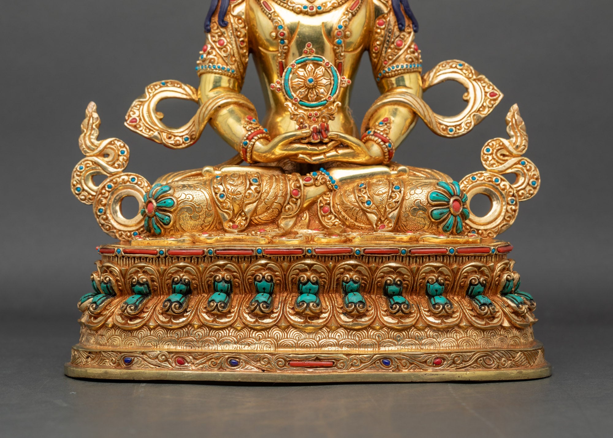 Premium Vairocana Buddha Statue | Traditional Spiritual Artwork