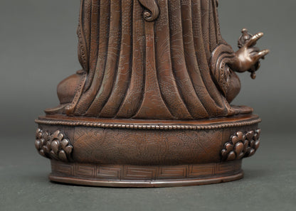 Guru Rinpoche Statue