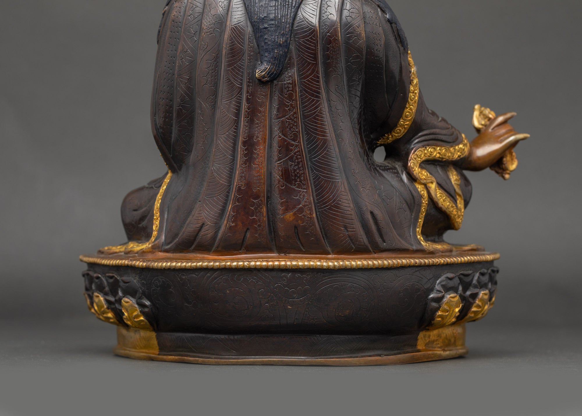 Guru Rinpoche Statue