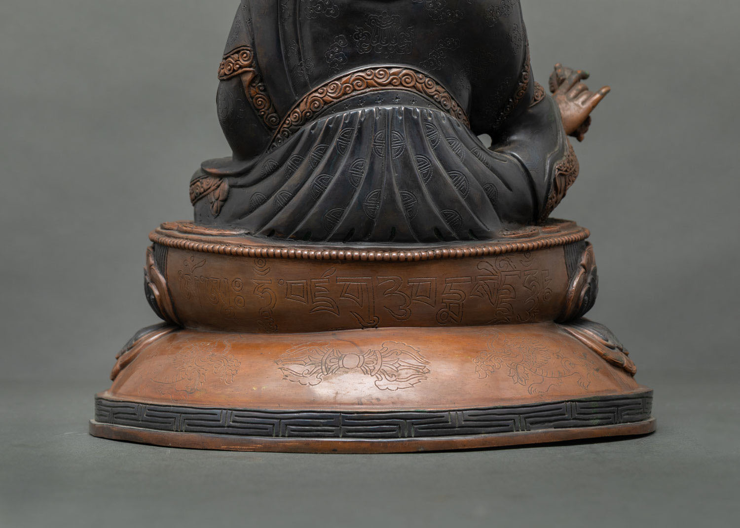 Guru Rinpoche Statue | Lotus Born Guru Spiritual Artwork