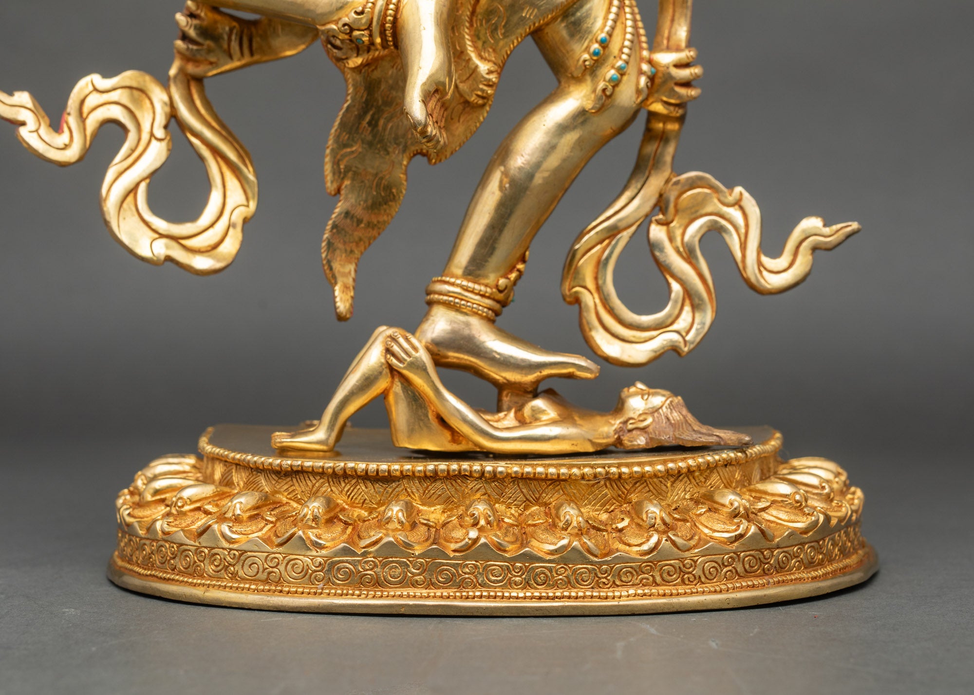 Dorje Phagmo Statue – Sacred Symbol of Wisdom and Protection