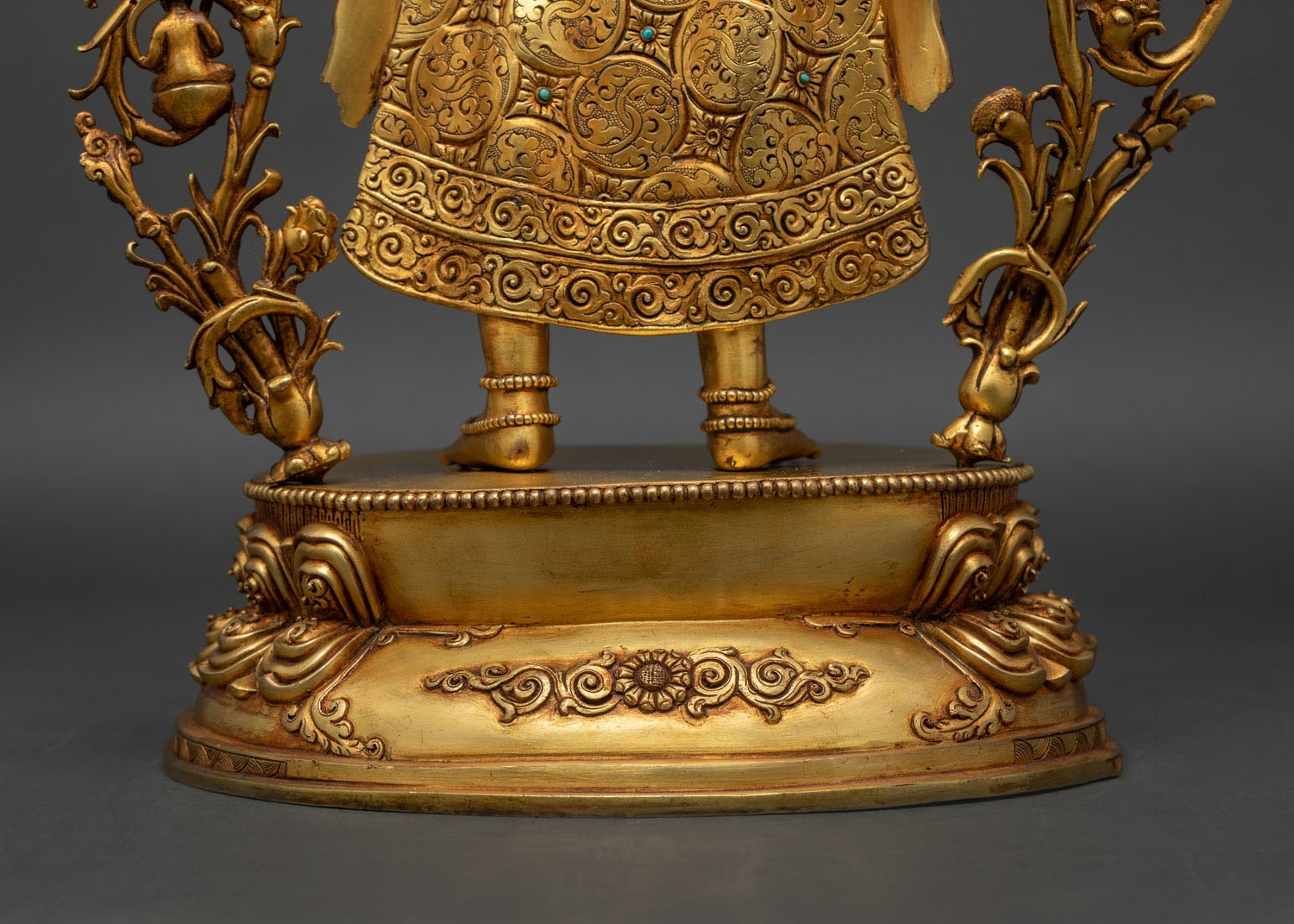 Standing Green Tara Statue – Liberator from the Eight Fears