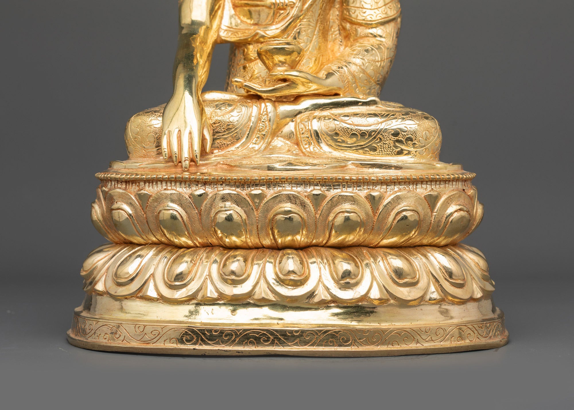 Shakyamuni Buddha Statue