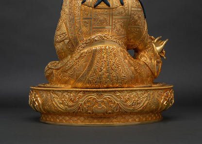 Guru Rinpoche Statue