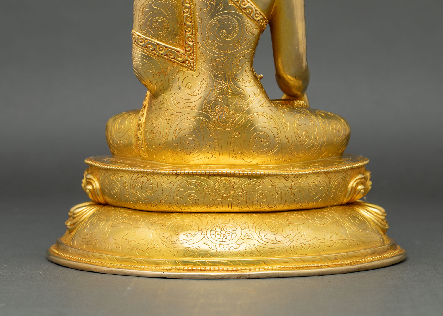 Tathagata Shakyamuni Buddha Statue | Gold Gilded Buddhist Art