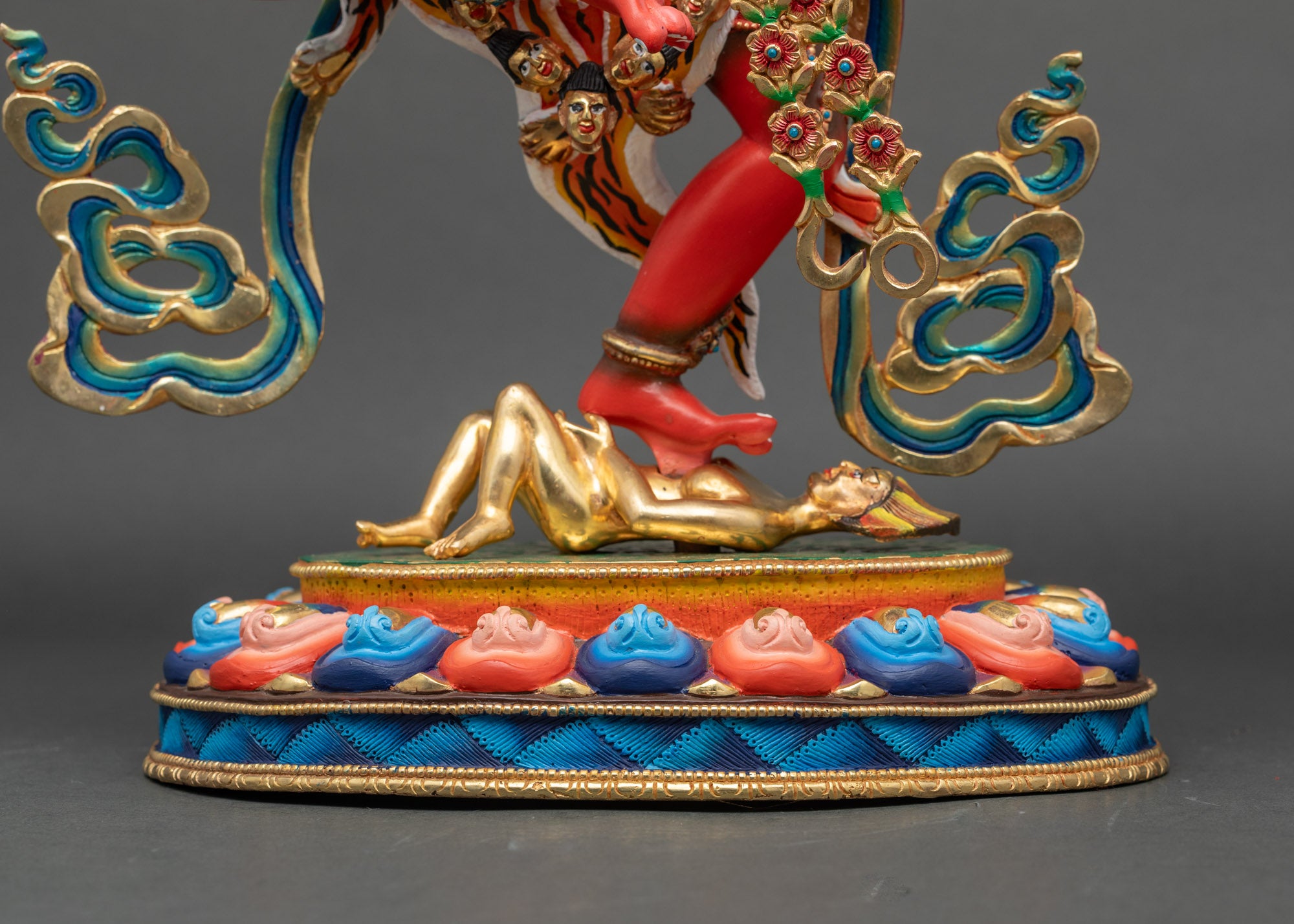 Dakini Kurukulla Statue | Red Hued Tantric Goddess Artwork