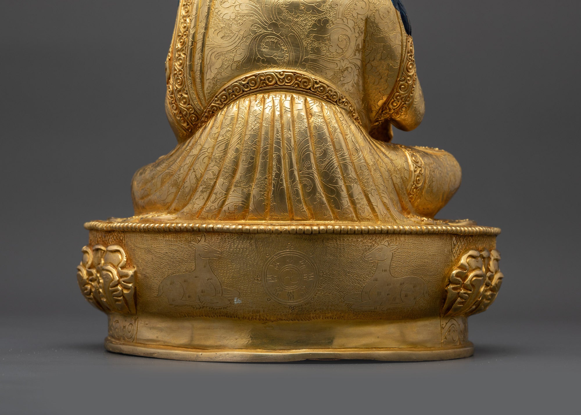 Guru Rinpoche Statue