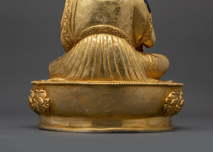 Guru Rinpoche Statue