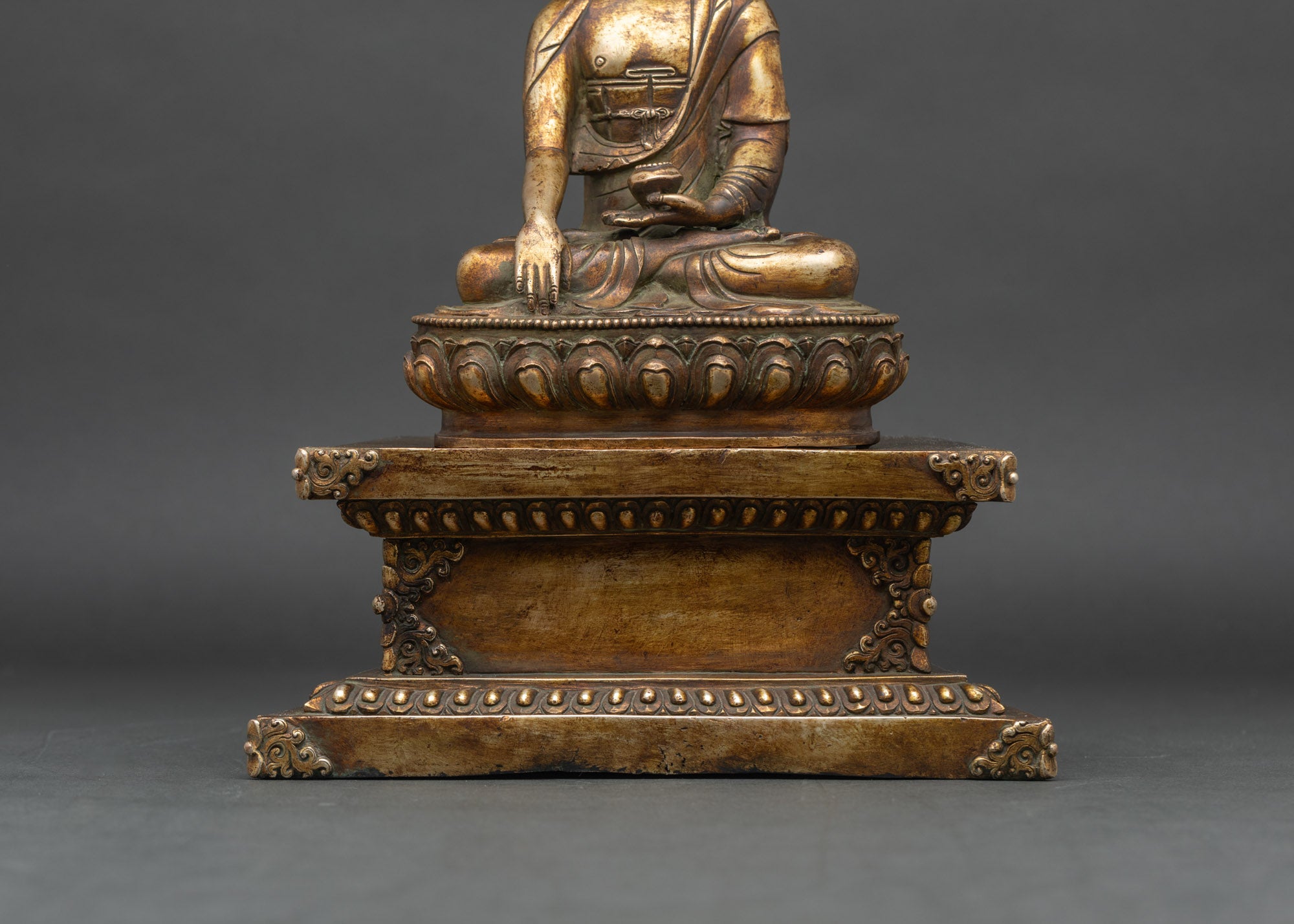 Antique Style Shakyamuni Buddha Statue | Buddhist Collectible
