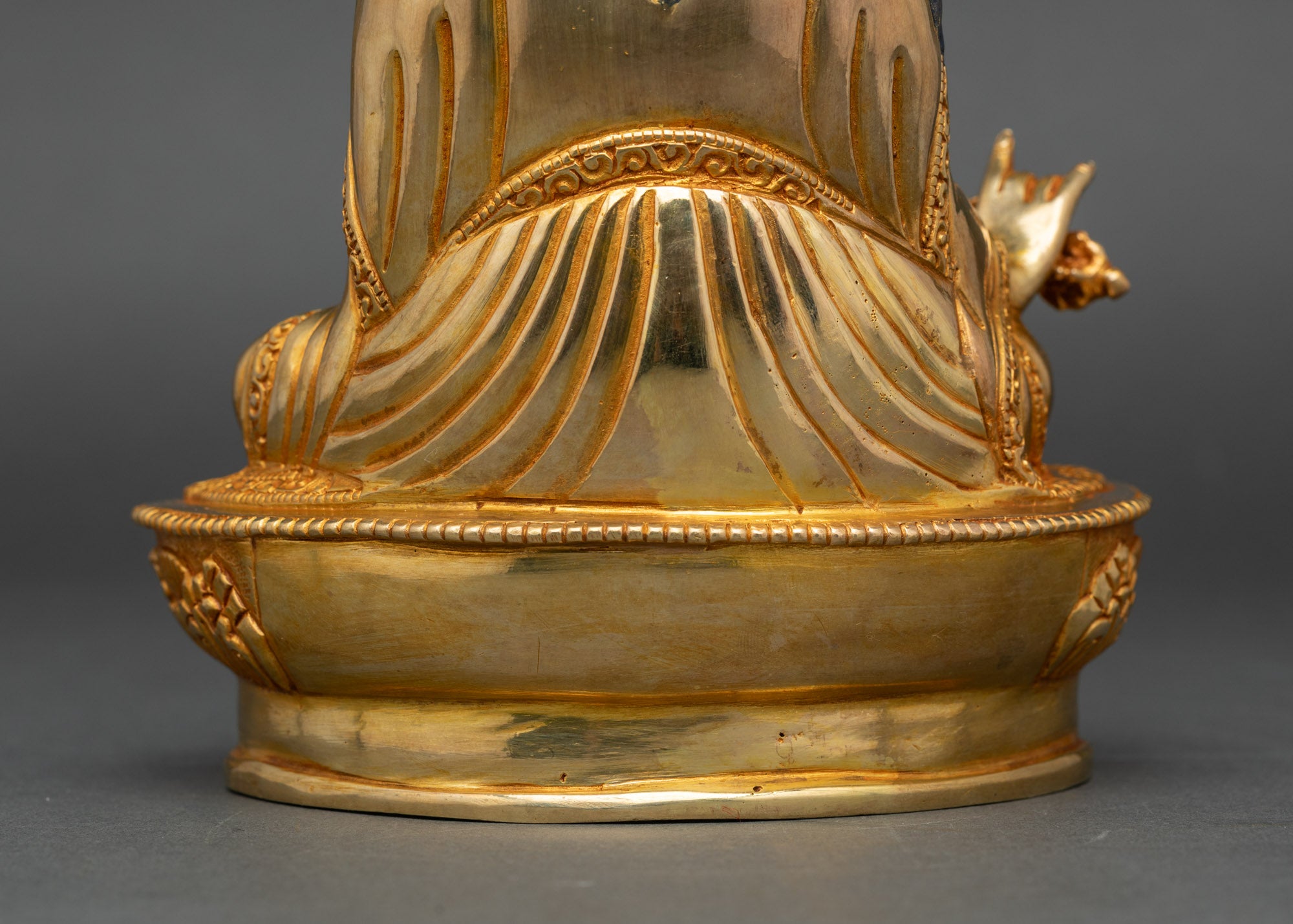 Divine Guru Rinpoche Statue for Meditation and Spiritual Practice