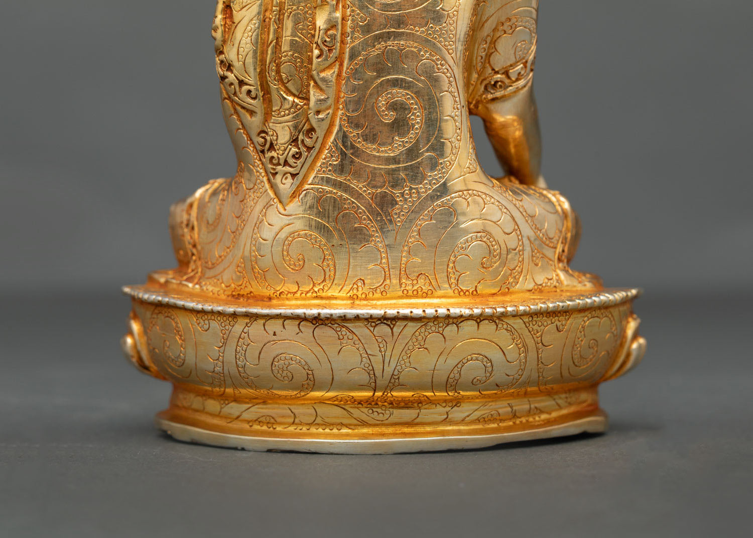 Shakyamuni Buddha Statue for Sacred Shrine Decor