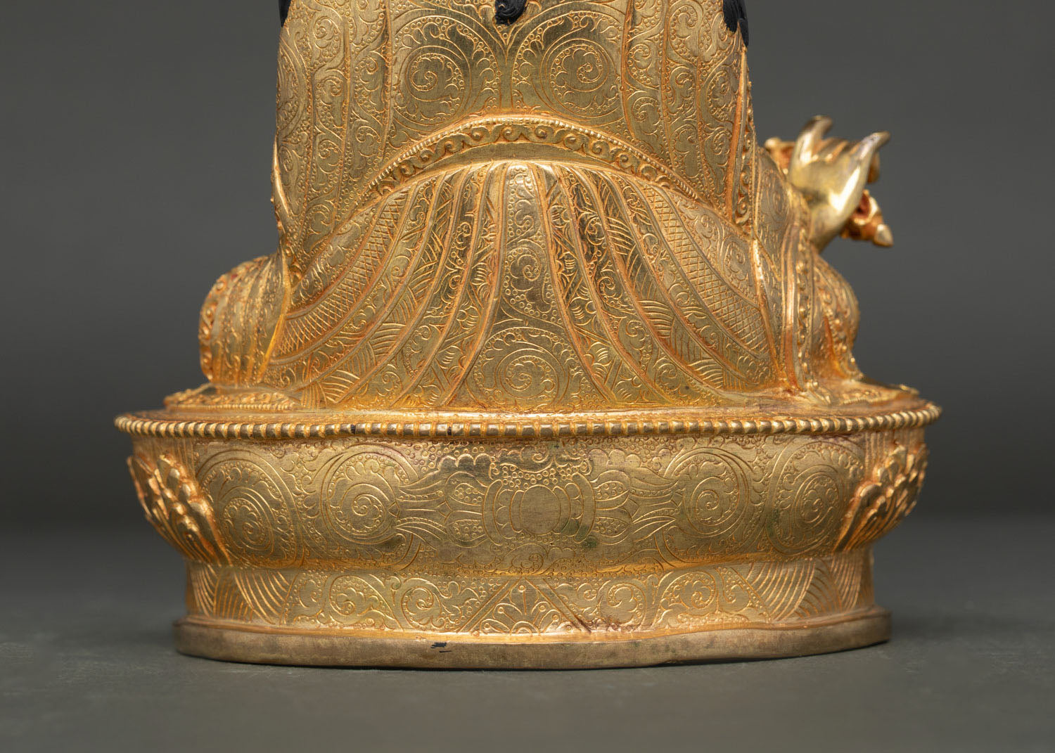 Guru Rinpoche Statue