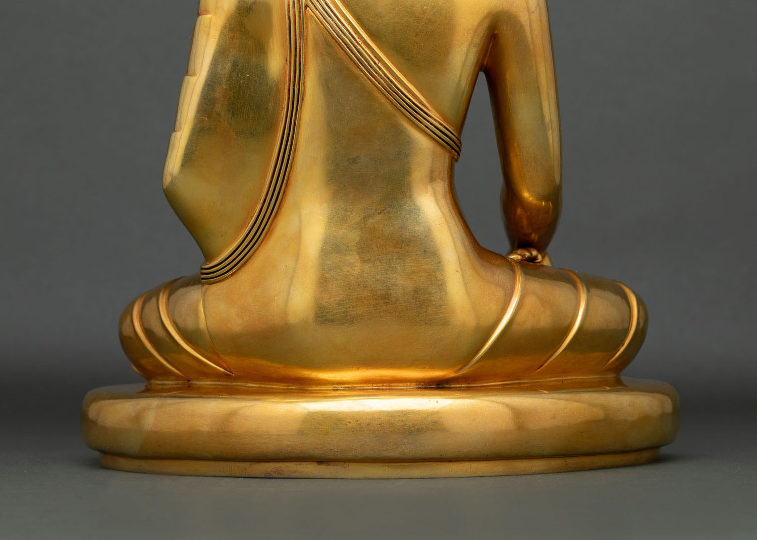 Buddha Shakyamuni Statue