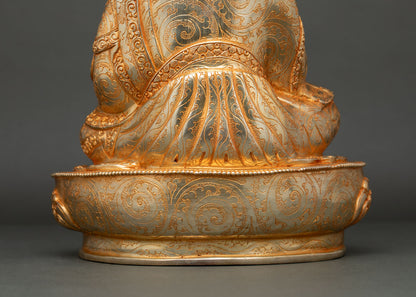 Guru Norla Statue