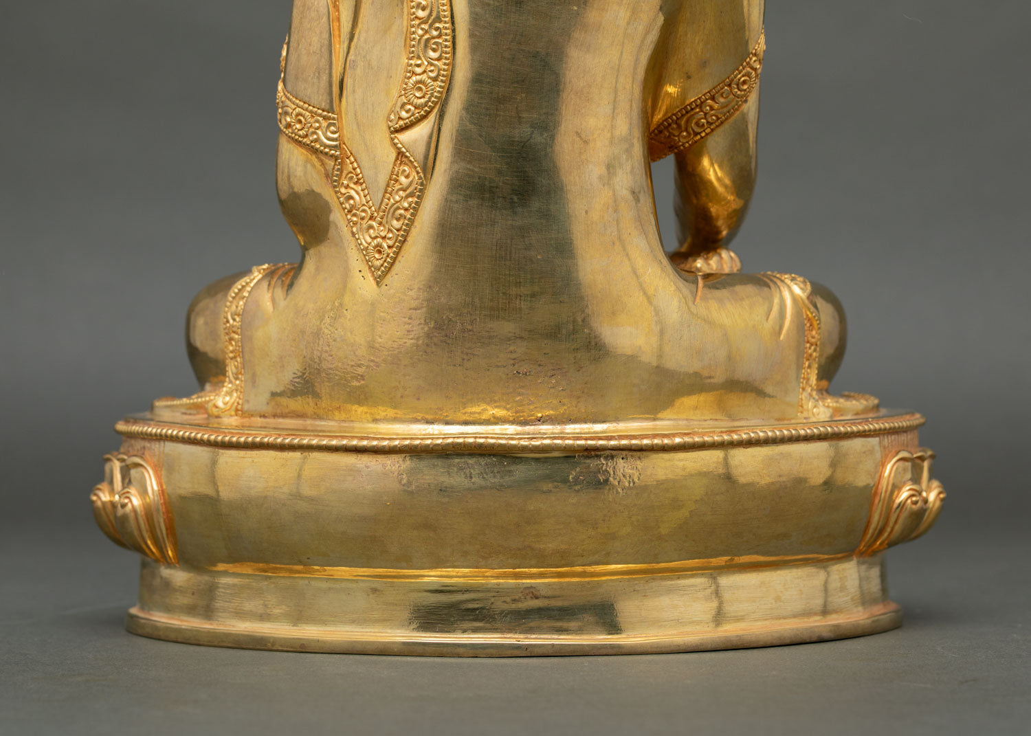Buddha Shakyamuni Statue