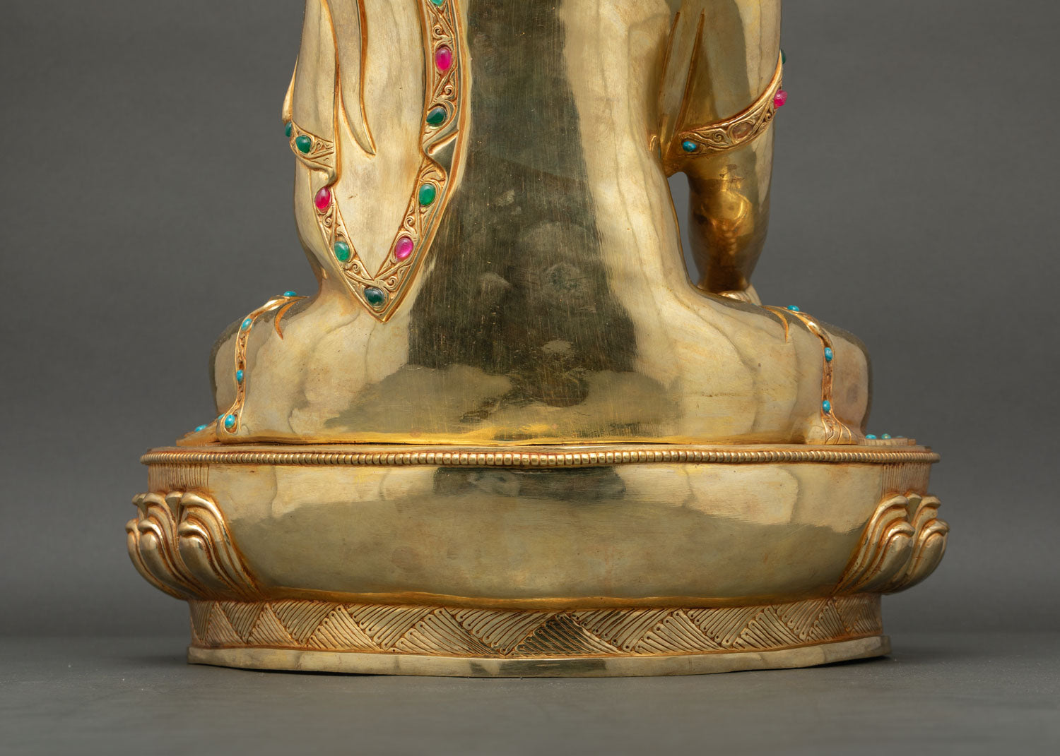 Large Shakyamuni Buddha Statue for Meditation and Prayer