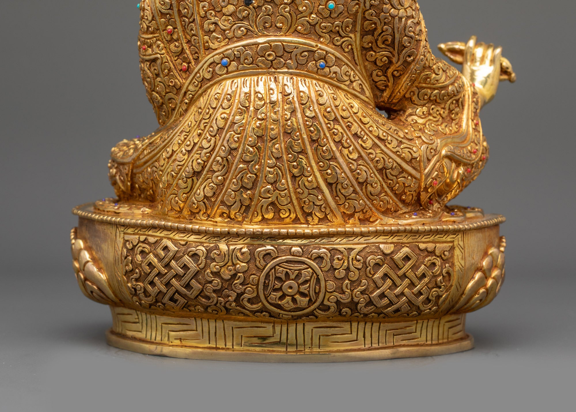 Guru Rinpoche Statue