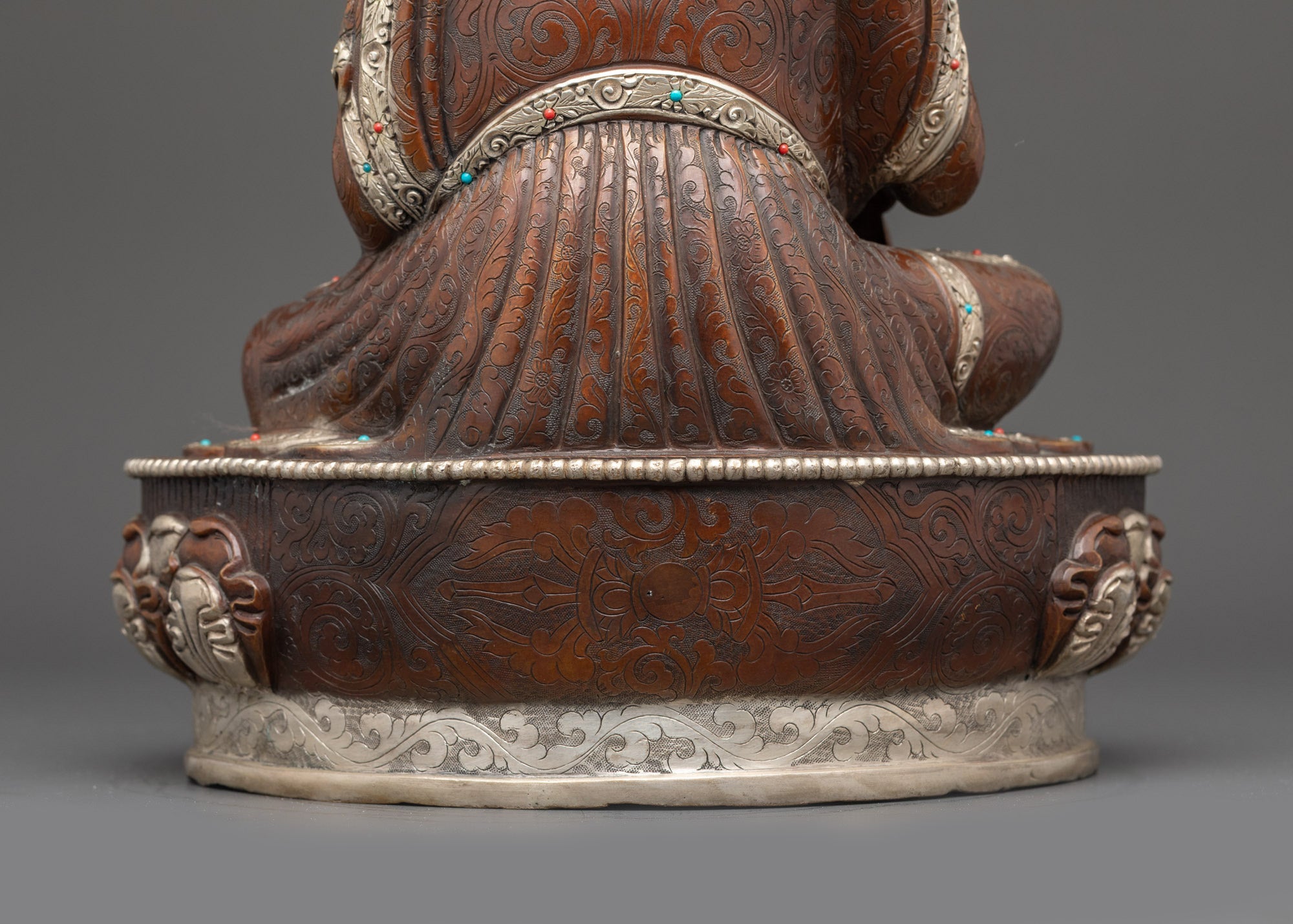 Guru Rinpoche Statue