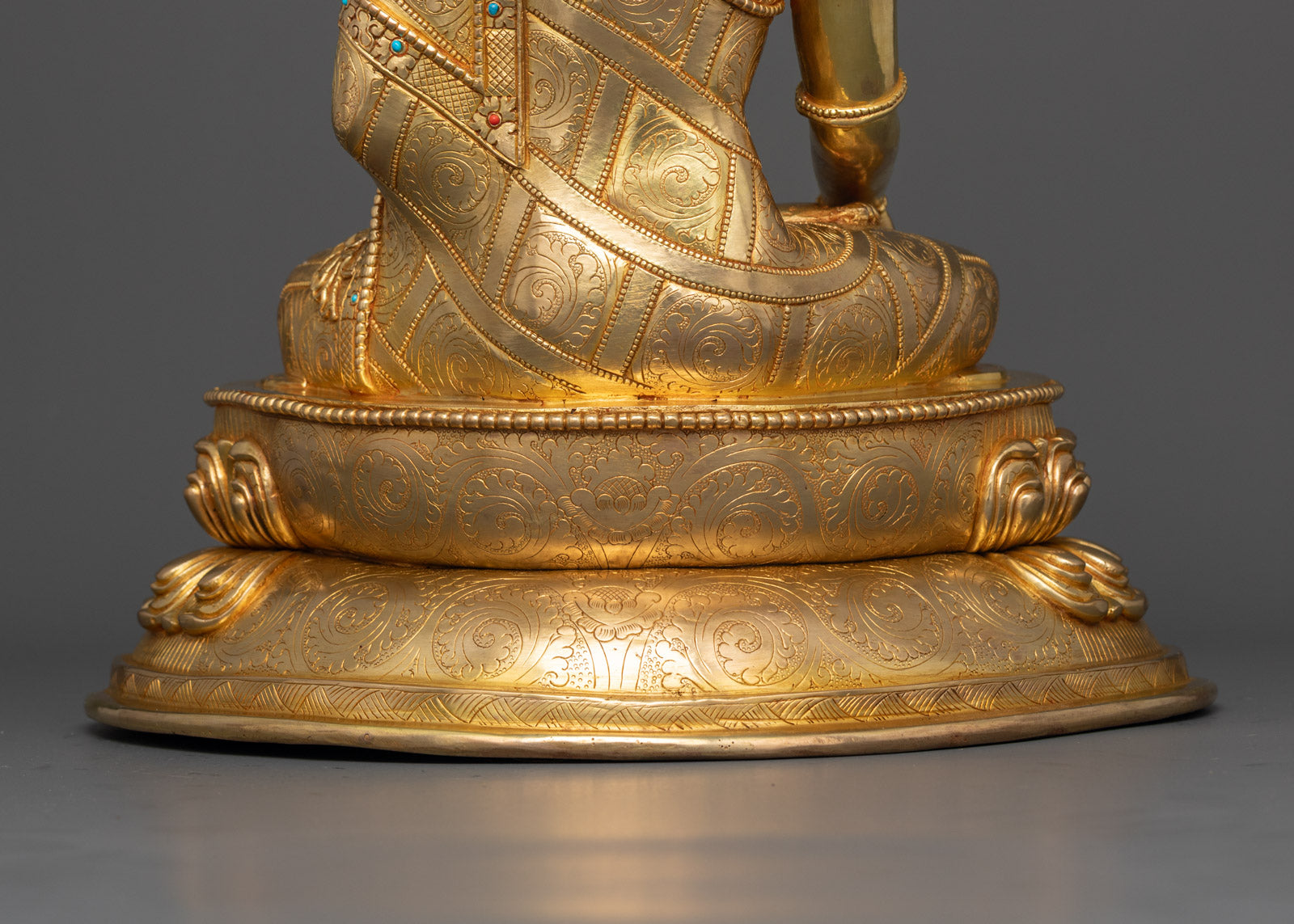 The Crowned Buddha: Symbolism and Spiritual Majesty