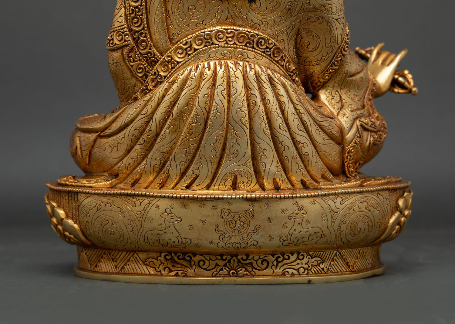 Guru Rinpoche Statue