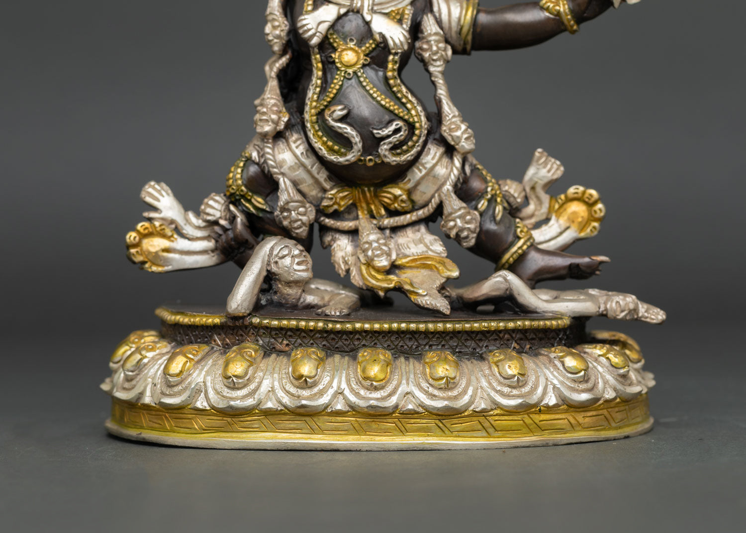 Guru Rinpoche Statue