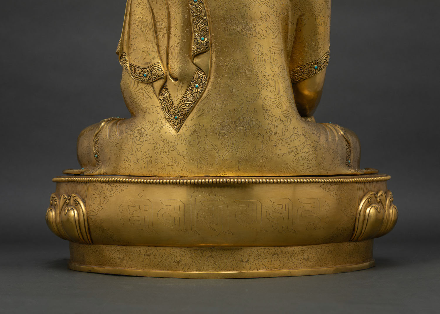 Buddha Shakyamuni Statue | Fully Gold Fire-Gilded Copper Sculpture