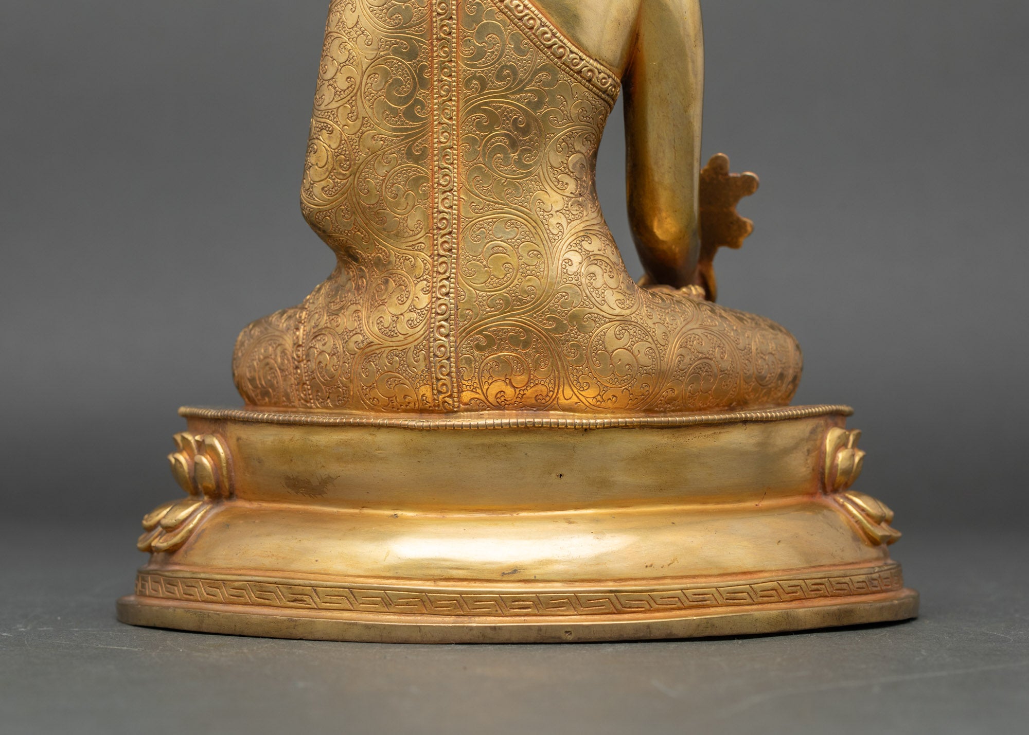 Buddhist Healing Statue of Medicine Buddha for Meditation Spaces