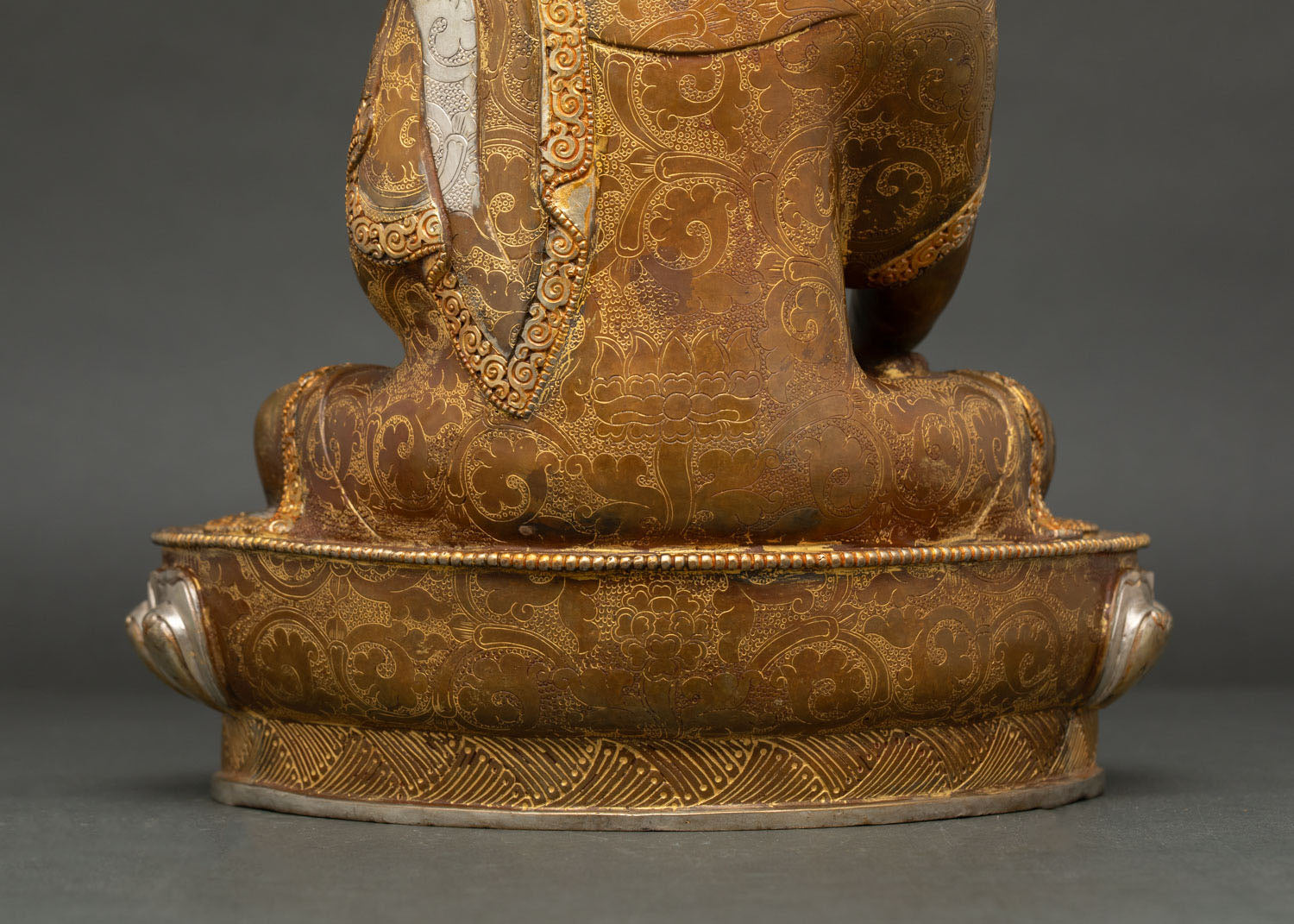 Buddha Shakyamuni Statue