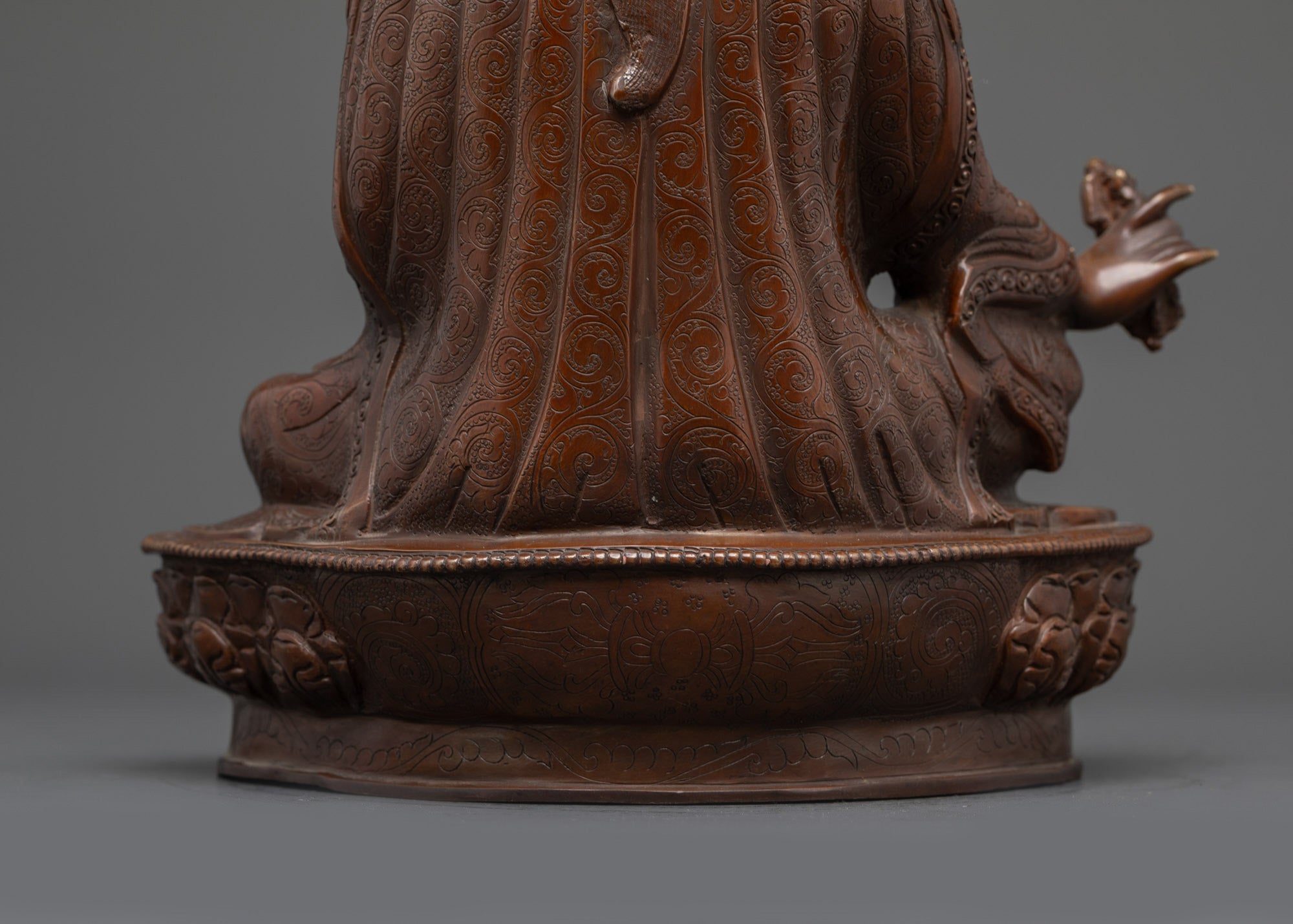Guru Rinpoche Statue