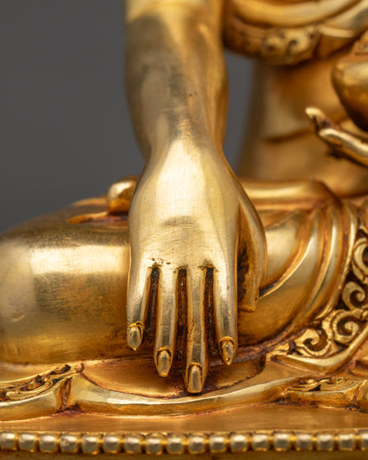Golden Shakyamuni Buddha Statue for Awakening and Inner Peace
