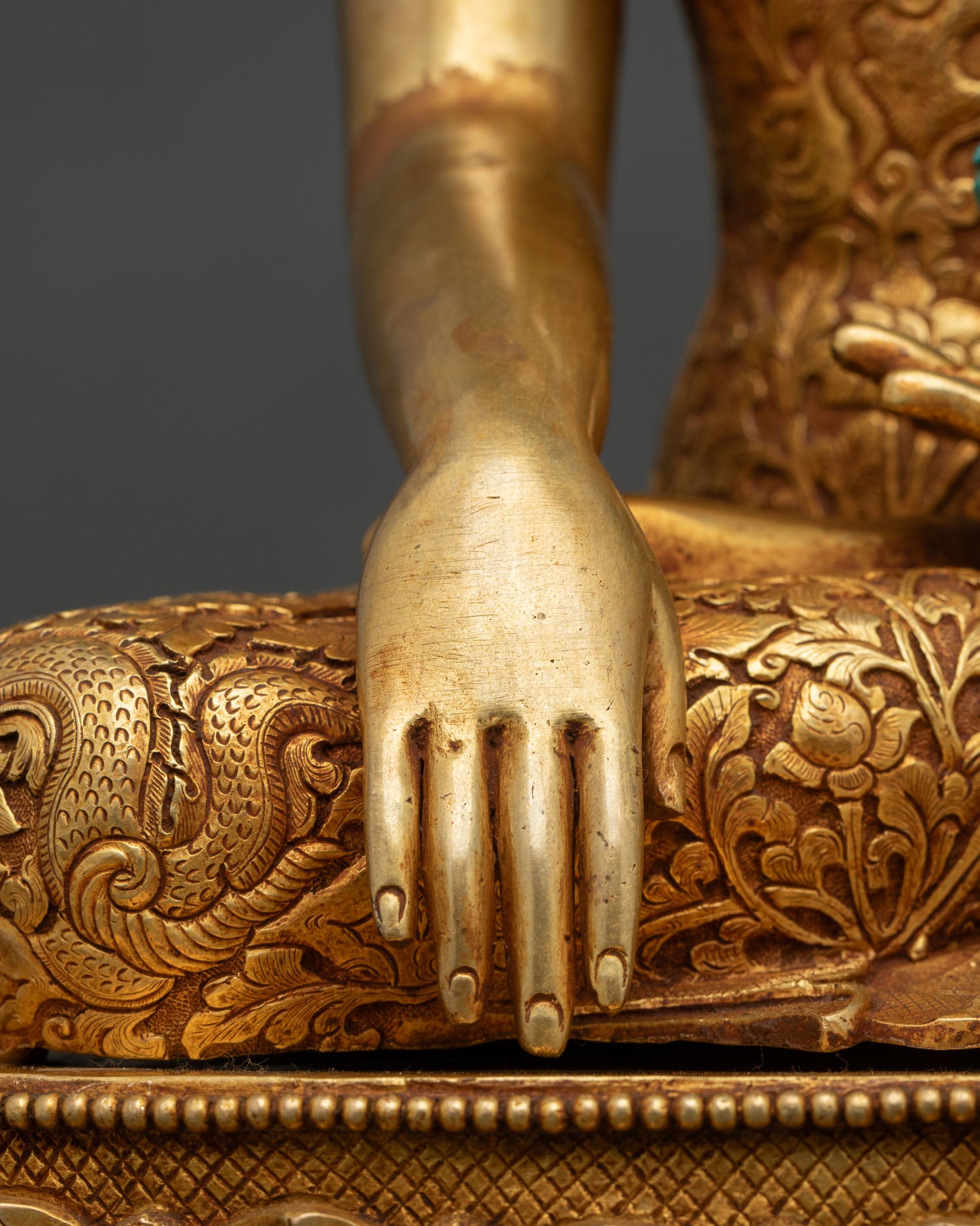 Shakyamuni Buddha Statue for Home Shrine and Temple