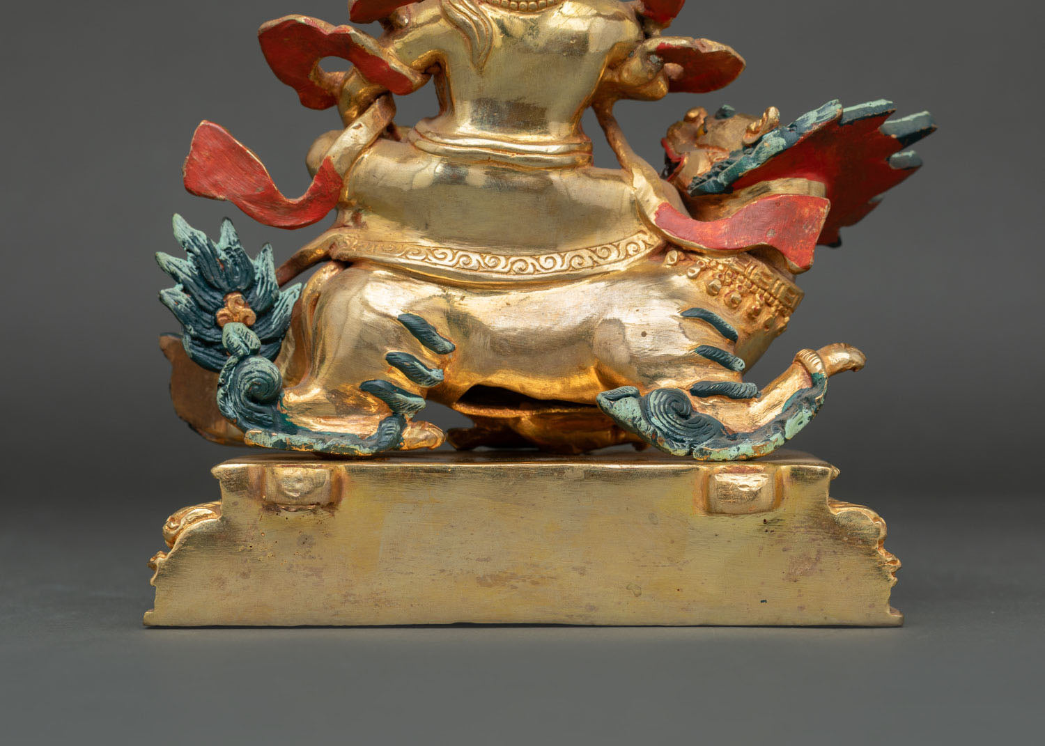 Namtoshi Statue