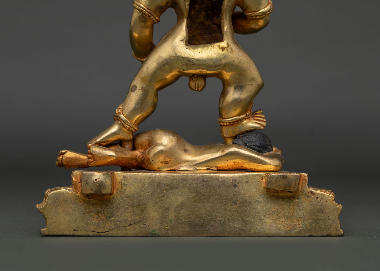 Black Dzambhala Statue