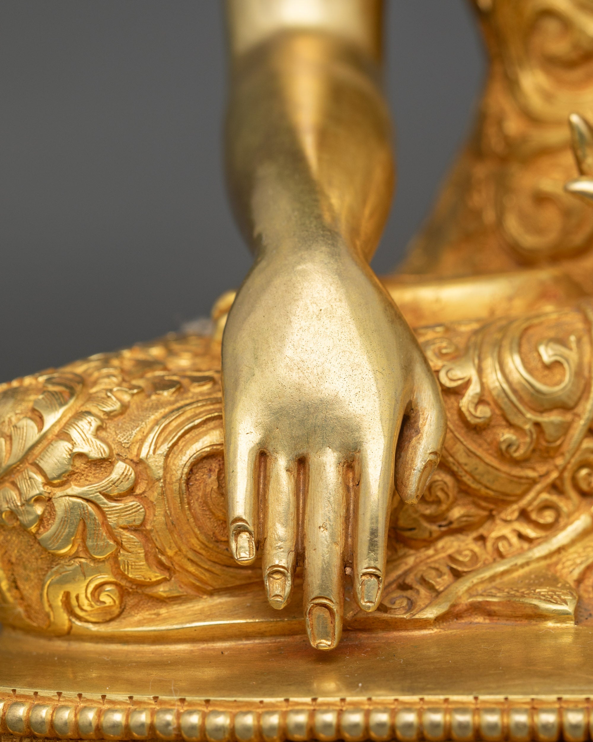 Devotional Shakyamuni Buddha Statue | Traditional Nepalese Craft