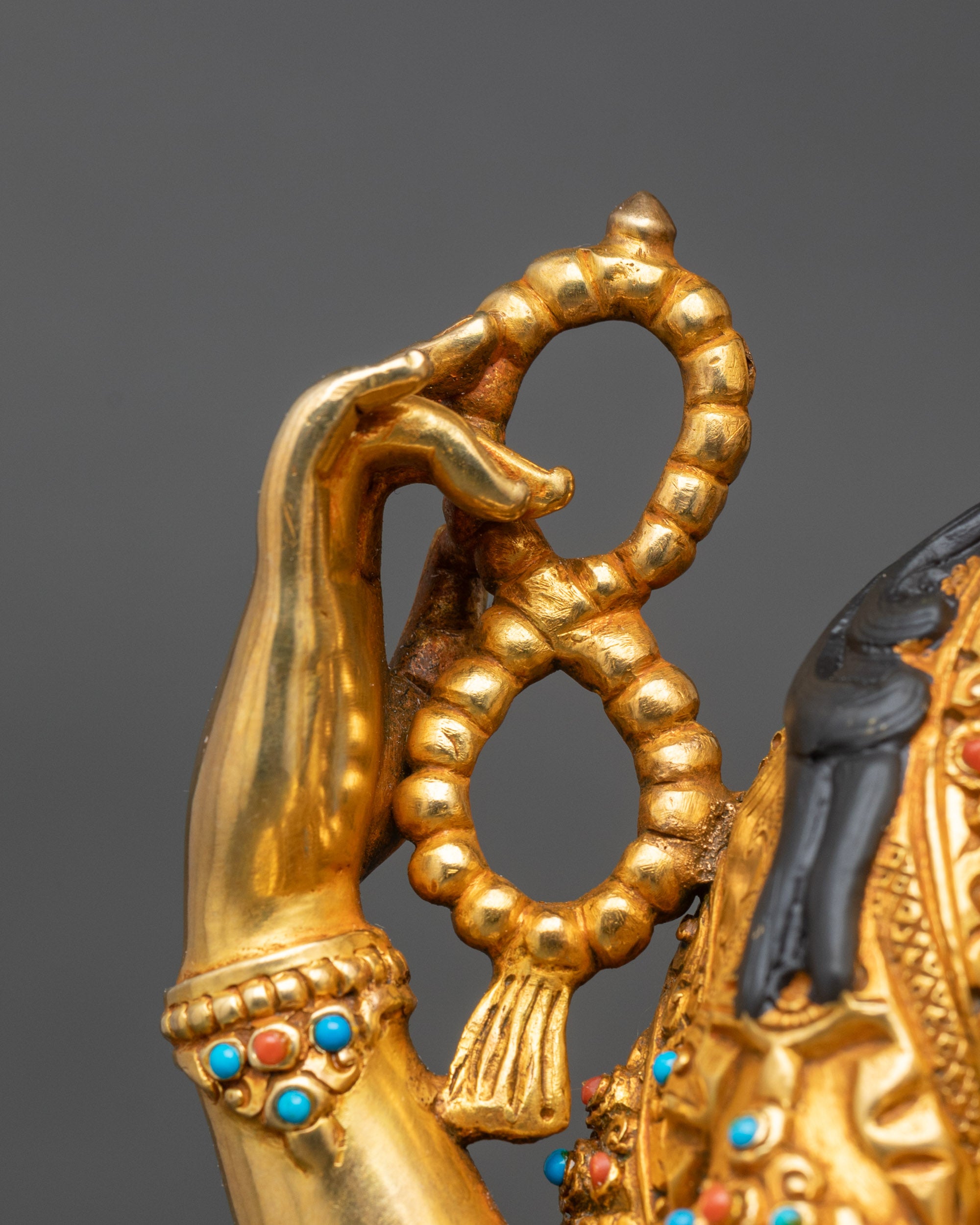 Four-Armed Avalokiteshvara Sculpture | Bodhisattva of Compassion