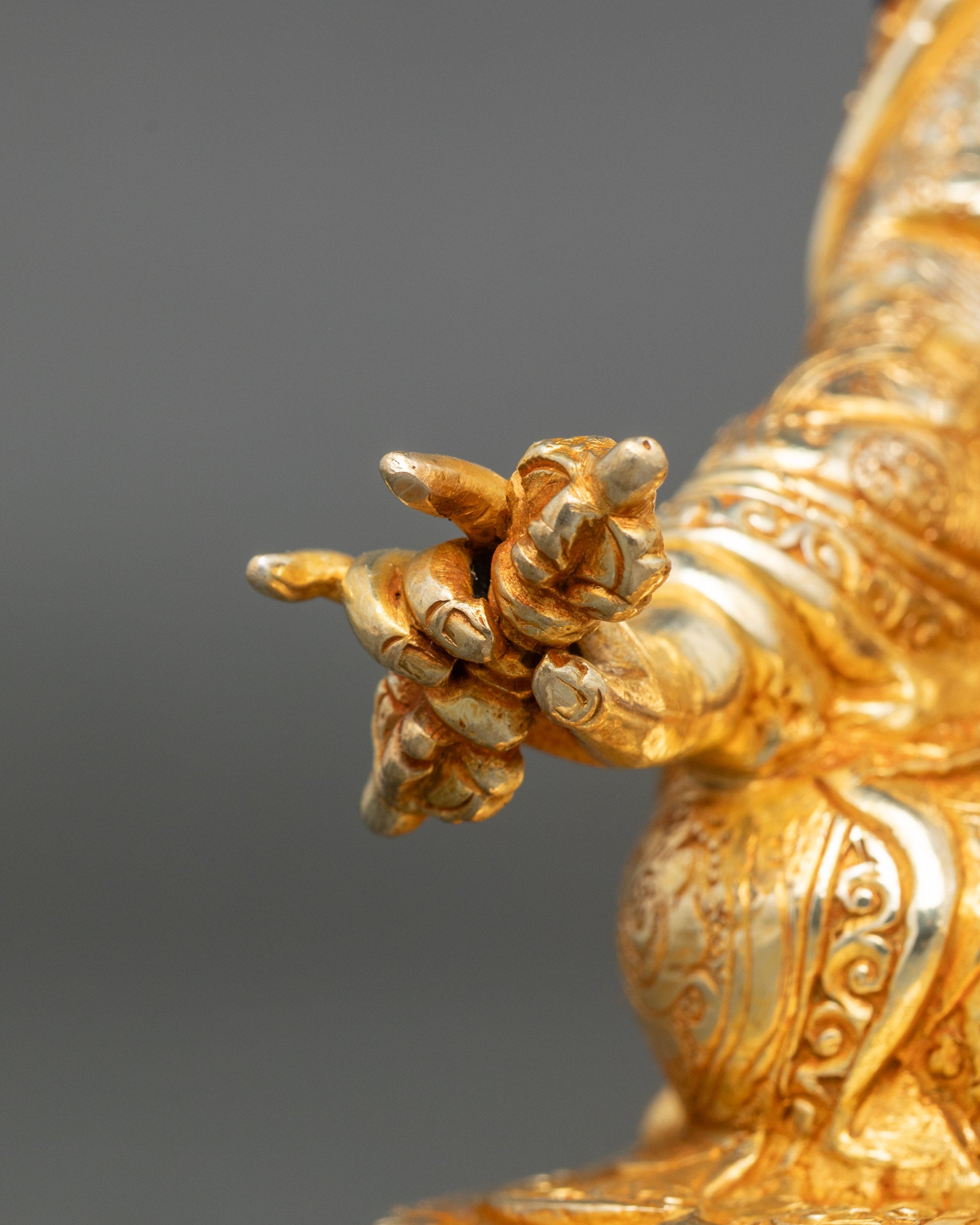 Guru Padmasambhava Sculpture for Spiritual Blessing