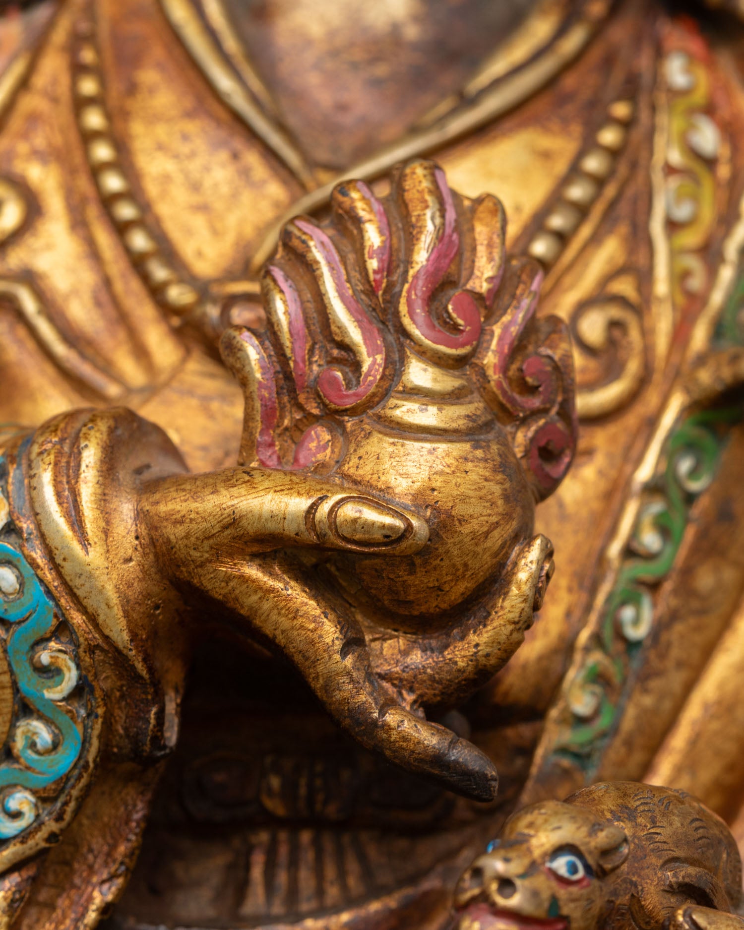 Guru Norla Statue