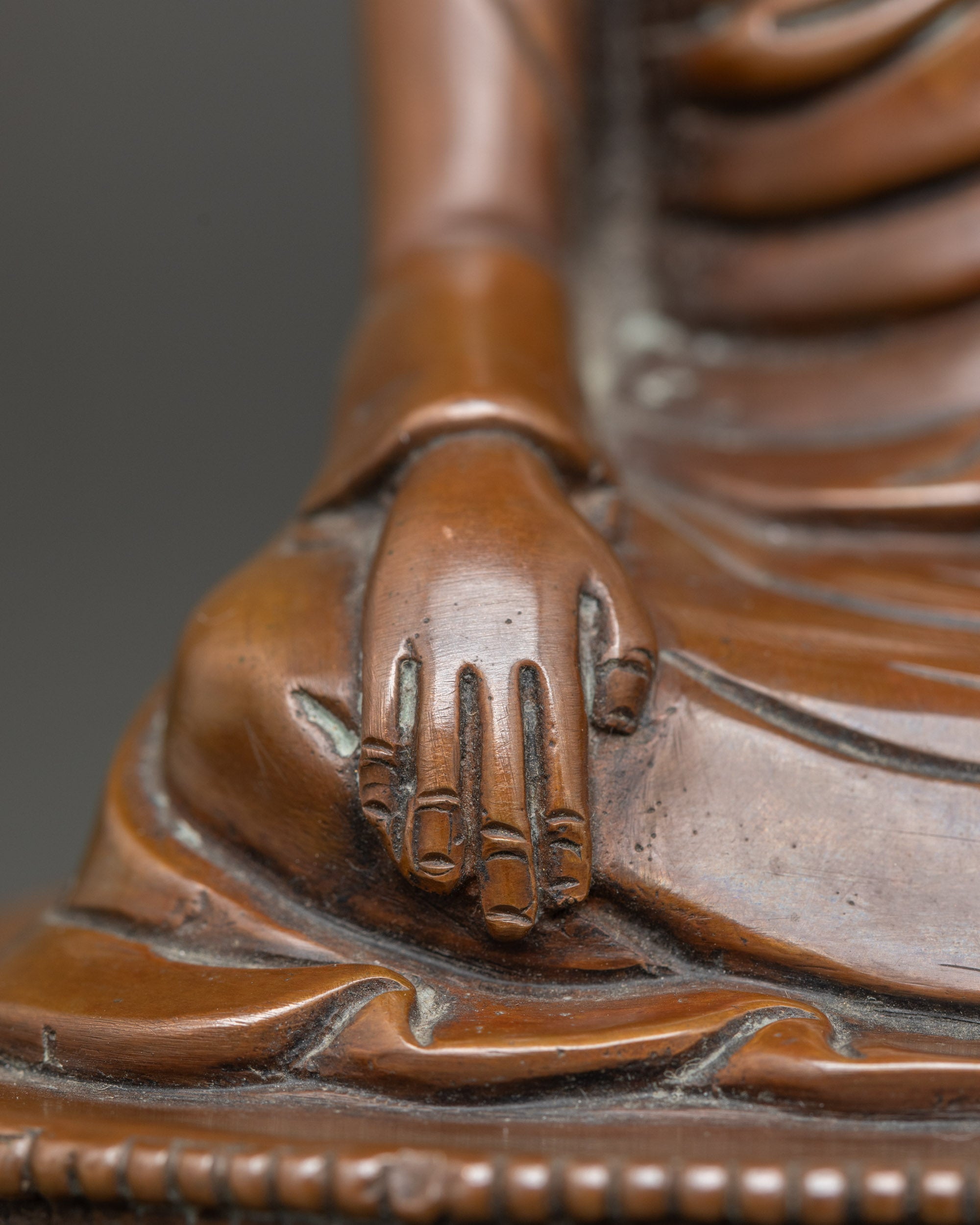 Sculpture of Urgyen Rinpoche Statue for Altar Space