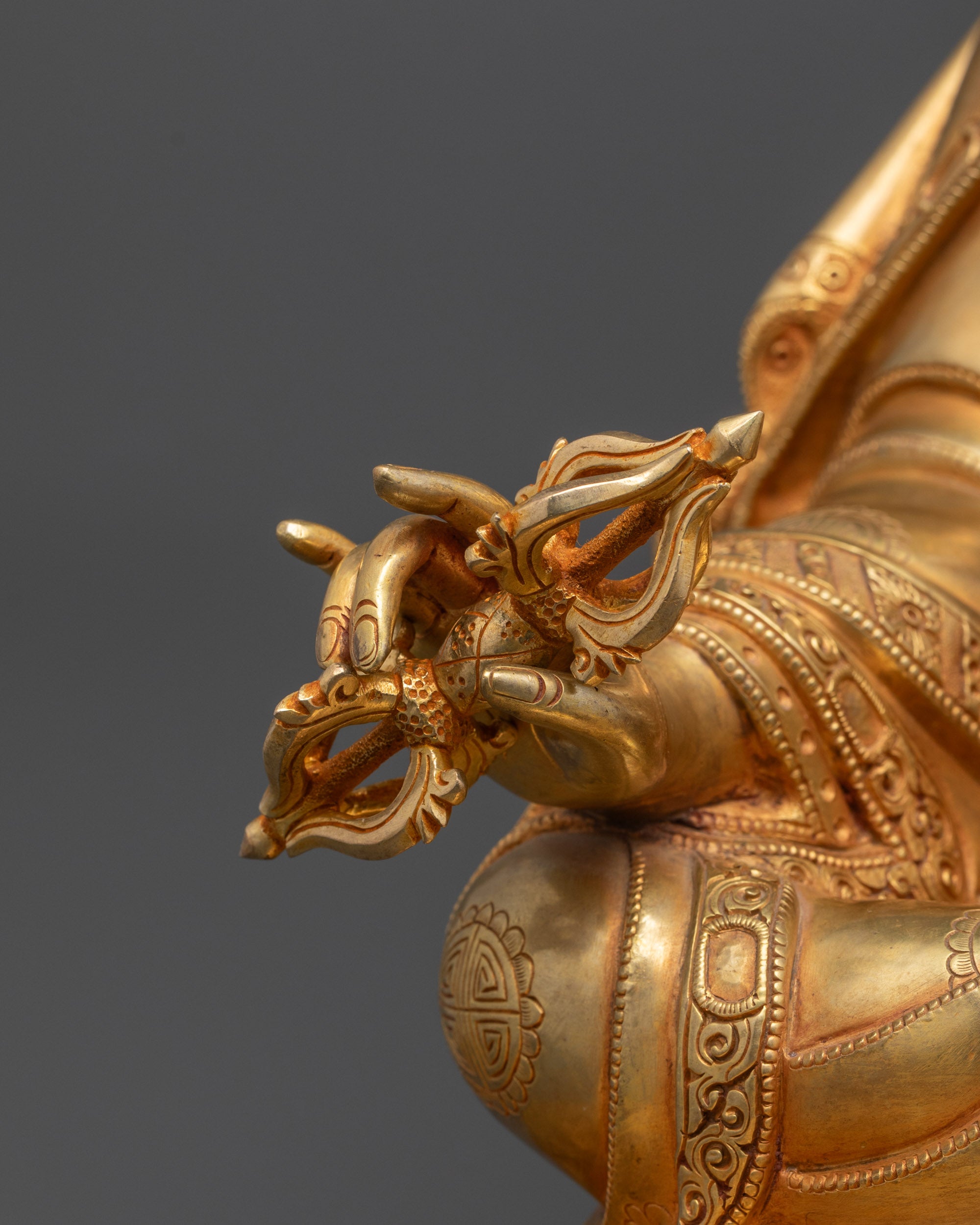 Guru Rinpoche Statue