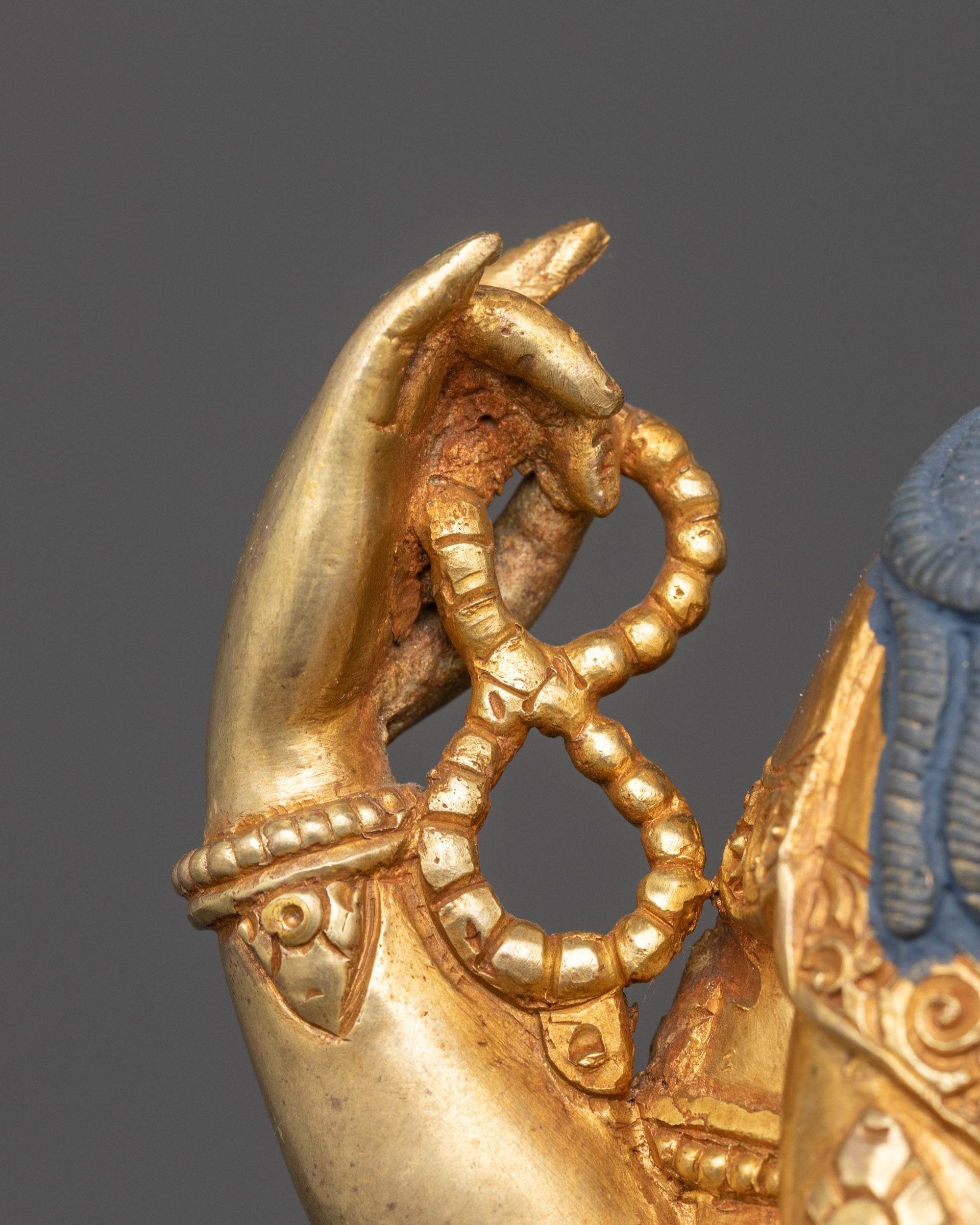 Chenrezig Sculpture | Tibetan Compassionate Bodhisattva from Nepal