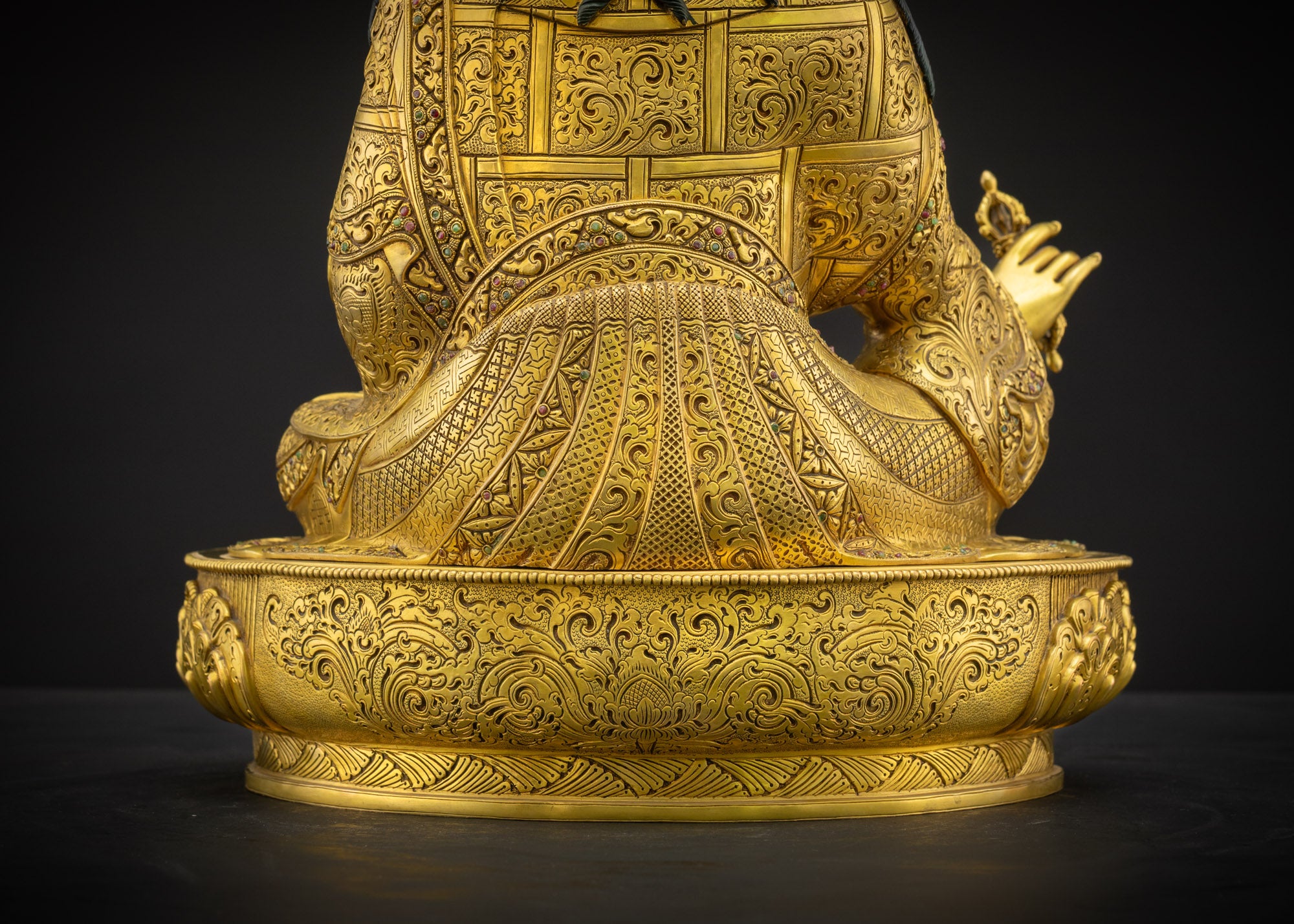 Guru Rinpoche Sculpture | Masterpiece Spiritual & Meditation Decor