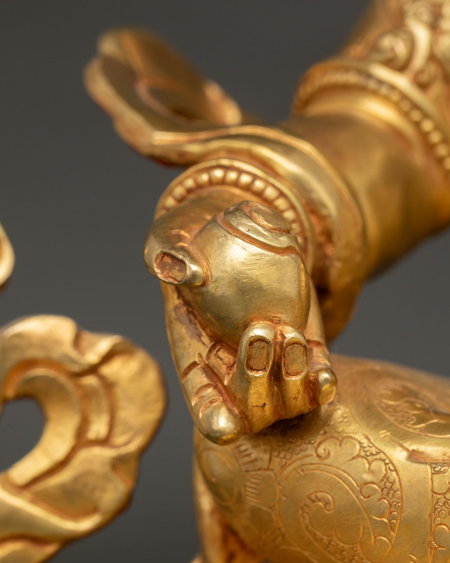 Dzambhala Statue | Traditional Buddhist Altar Art