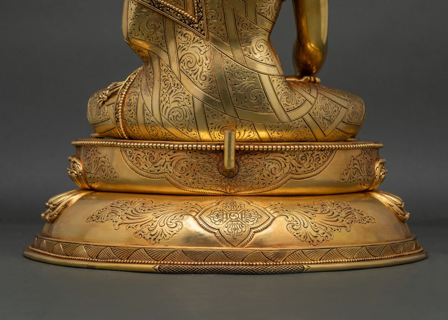 Peaceful Shakyamuni Buddha Statue | Symbol of Enlightenment & Peace