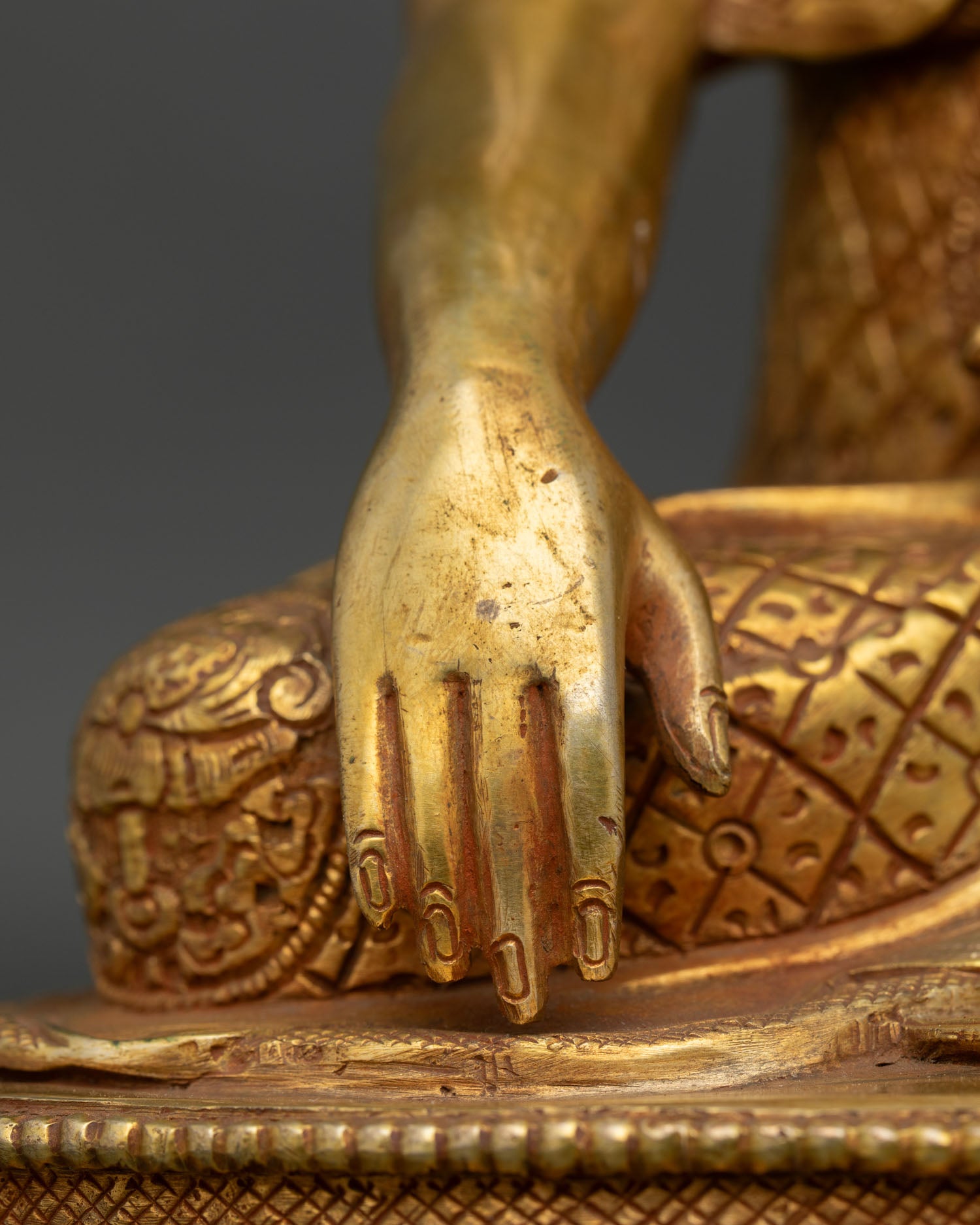 Buddha Shakyamuni Statue