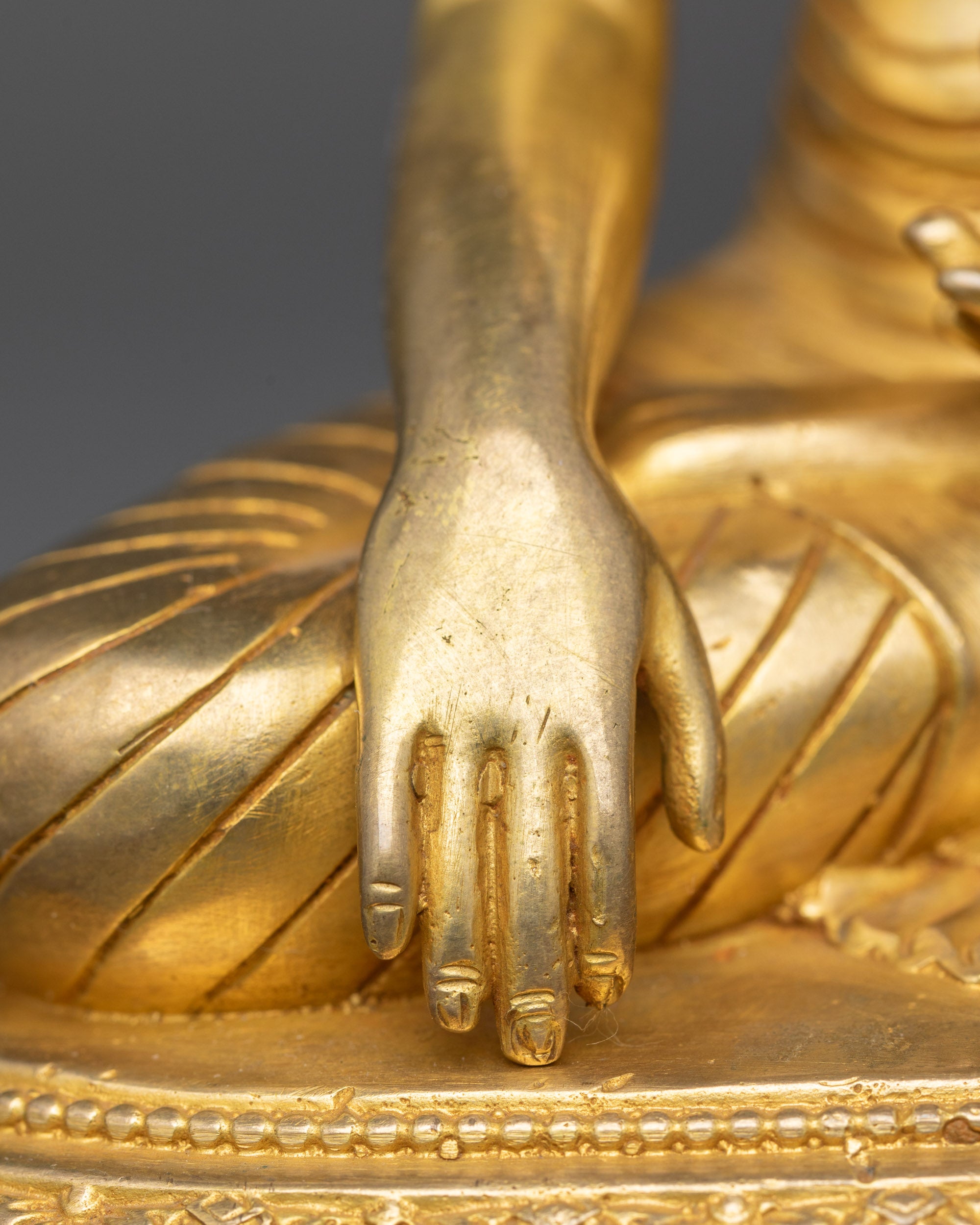 Shakyamuni Buddha Statue for Meditation | Traditional Tibetan Artwork