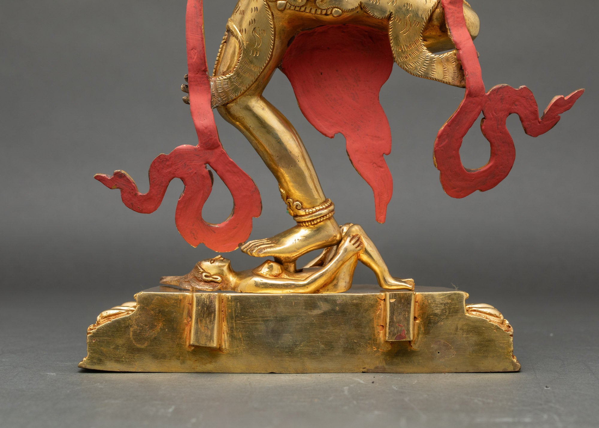 Dorje Phagmo Statue – Sacred Symbol of Wisdom and Protection